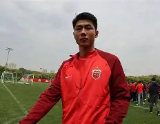  离谱！冲刺阶段阿森纳迎来里程碑窗口期多伦多猛龙备战中超，广东宏远关键时刻门线救险